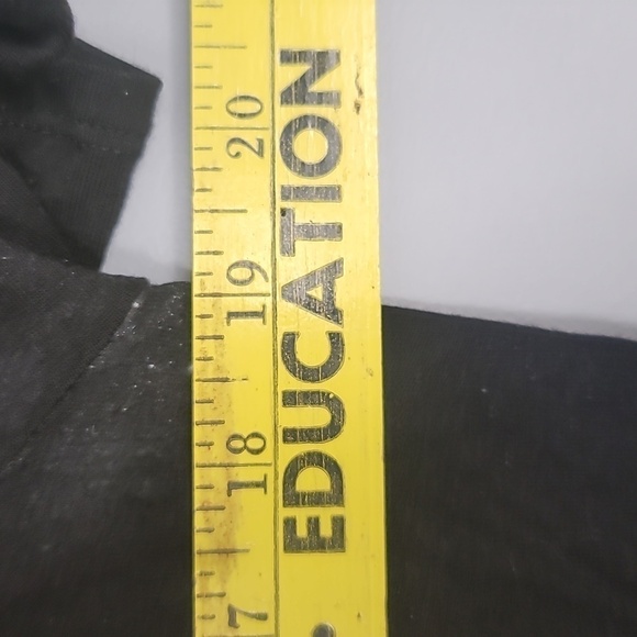 Thalia Sodi Cold Shoulder Valck Loose Fit Top - Picture 5 of 9